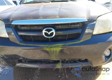 2005 Mazda Tribute S z USA, uszkodzony, nr VIN 4F2YZ04115KM60789